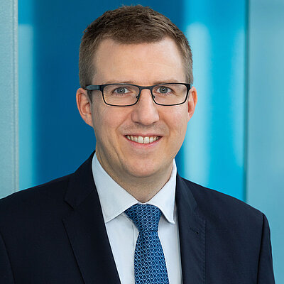 Dr. Bastian Hiltscher Dr. Bastian Hiltscher