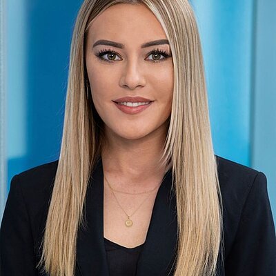 Yasemin Topac Yasemin Topac